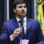 Documentário sobre mestre da cultura em Poxoréu estreia online com acessibilidade completa